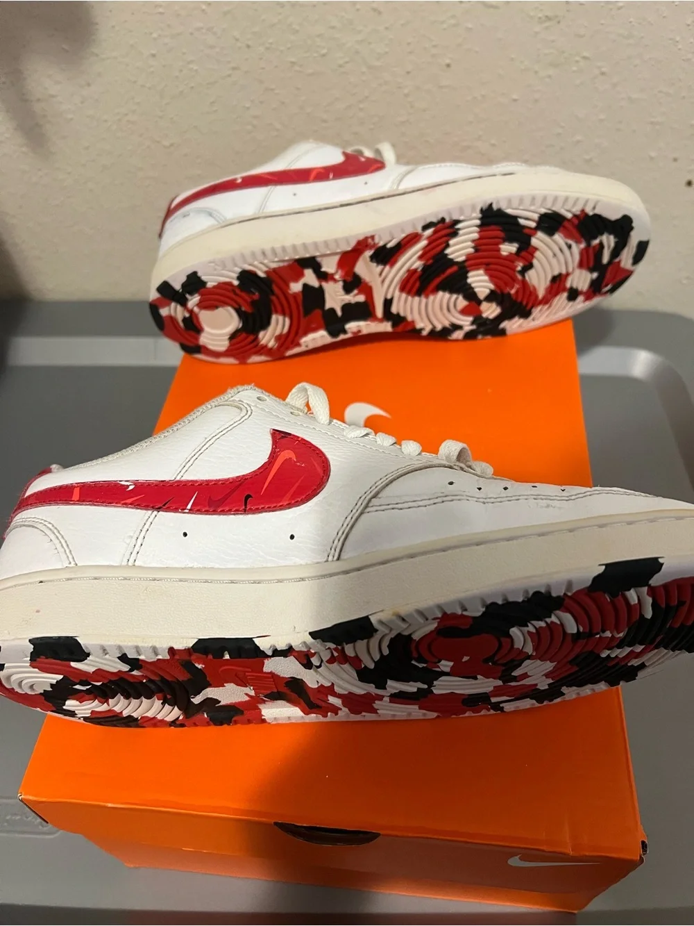 Nike court low vision White & Red Men's Low-Top